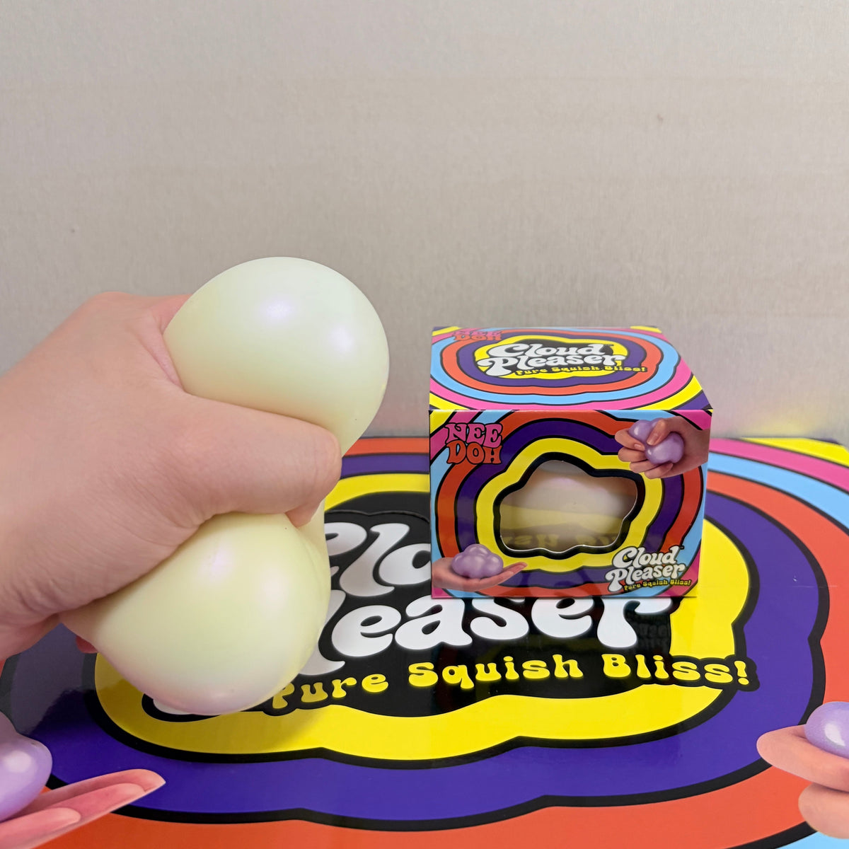 NeeDoh Cloud Pleaser Cloud Shaped Fidget Toy, Squishy Stress Relief Squeeze Ball